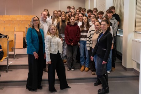 Warsztaty dla uczniów szkół ponadpodstawowych organizowanym przez Wydział Farmaceutyczny UMK CM 16-18 lutego 2026 . Kliknij, aby powiększyć zdjęcie.