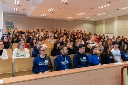 Warsztaty dla uczniów szkół ponadpodstawowych organizowanym przez Wydział Farmaceutyczny UMK CM 16-18 lutego 2026 . Kliknij, aby powiększyć zdjęcie.