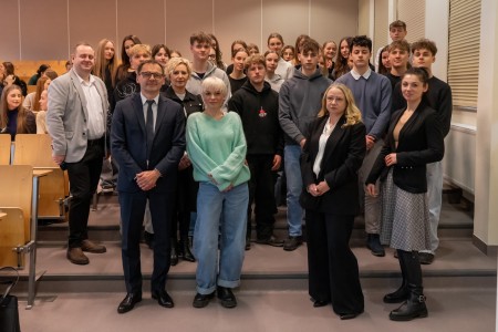 Warsztaty dla uczniów szkół ponadpodstawowych organizowanym przez Wydział Farmaceutyczny UMK CM 16-18 lutego 2026 . Kliknij, aby powiększyć zdjęcie.