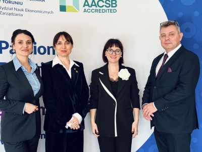 Click to zoom the picture.