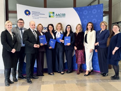 Click to zoom the picture.