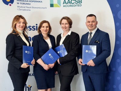 Click to zoom the picture.