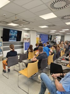 Click to zoom the picture.