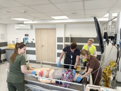 Click to zoom the picture.