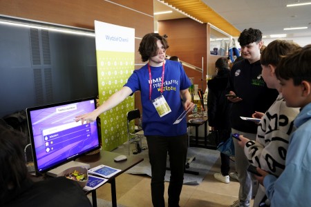 Click to zoom the picture.