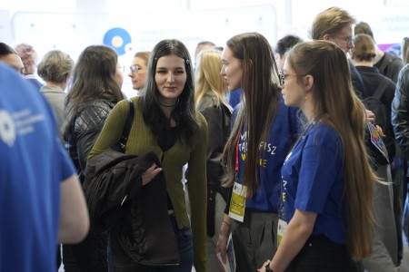 Click to zoom the picture.