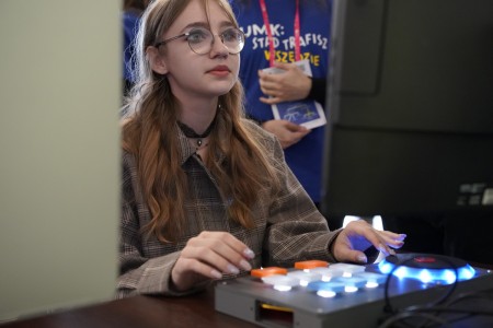 Click to zoom the picture.