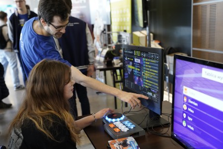 Click to zoom the picture.