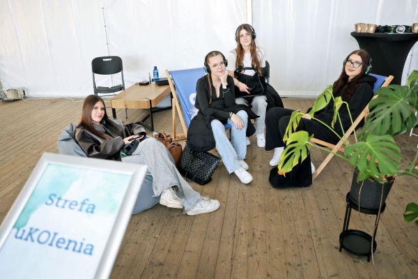 Click to zoom the picture.