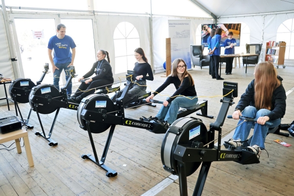 Click to zoom the picture.