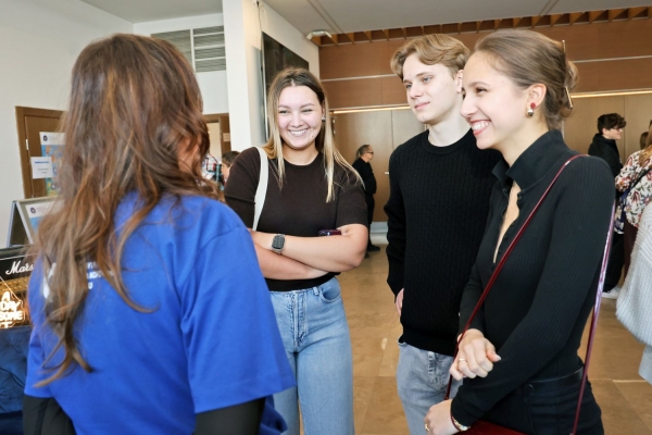 Click to zoom the picture.