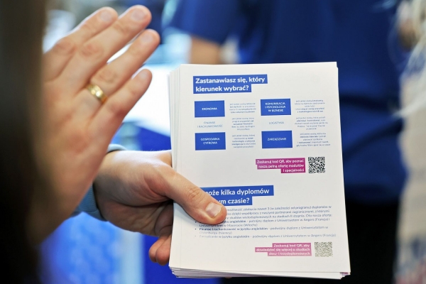 Click to zoom the picture.