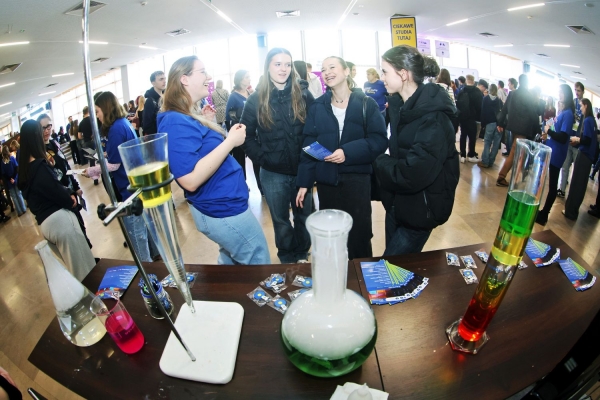 Click to zoom the picture.