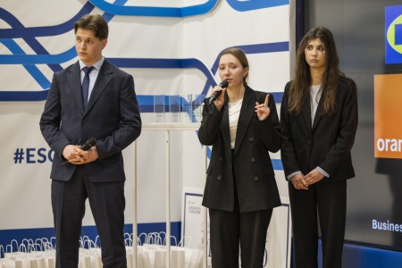 Click to zoom the picture.