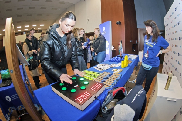 Kliknij, aby powiększyć zdjęcie.