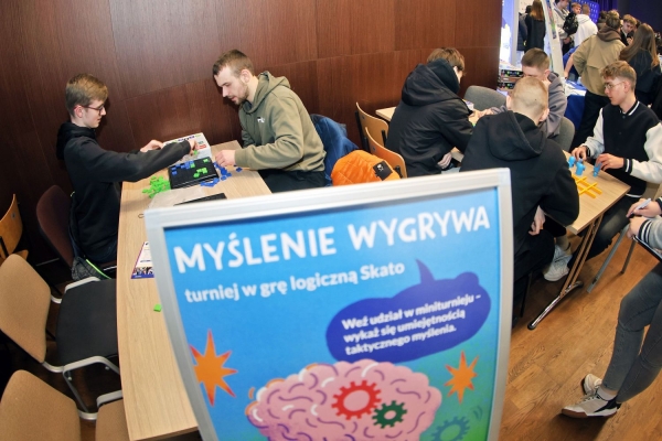 Kliknij, aby powiększyć zdjęcie.