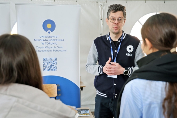 Kliknij, aby powiększyć zdjęcie.