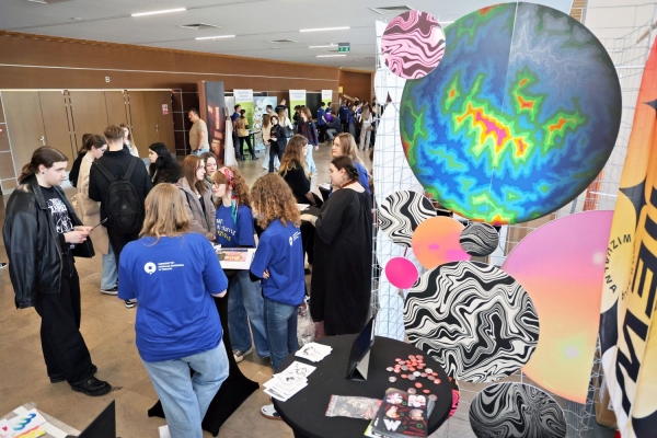 Kliknij, aby powiększyć zdjęcie.