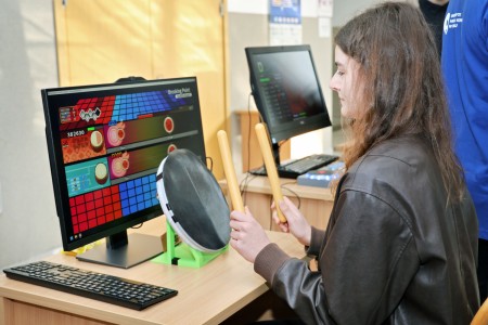 Click to zoom the picture.