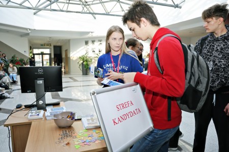 Click to zoom the picture.