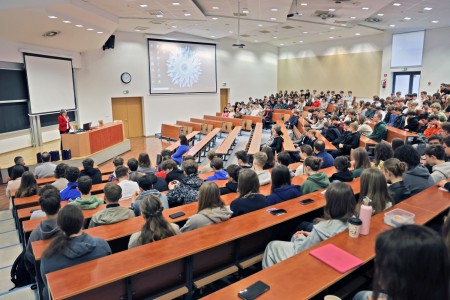 Click to zoom the picture.