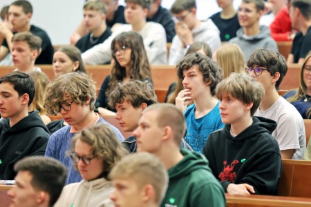 Click to zoom the picture.