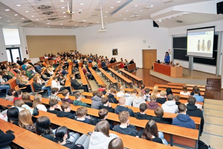 Click to zoom the picture.