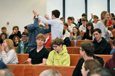 Click to zoom the picture.