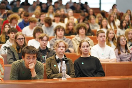 Click to zoom the picture.