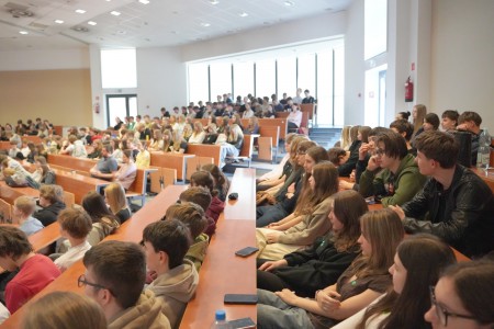 Click to zoom the picture.