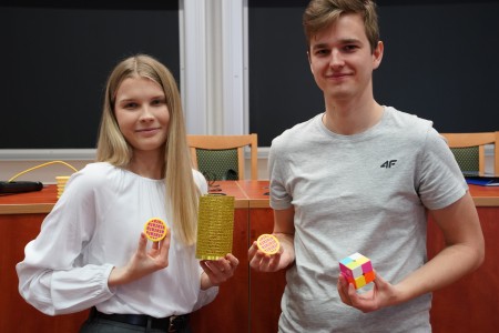 Click to zoom the picture.