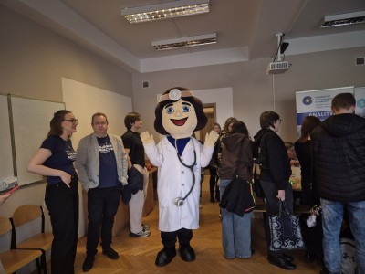 Drzwi Otwarte CM UMK_17.03.2026 r. _Wydział Farmaceutyczny. Kliknij, aby powiększyć zdjęcie.