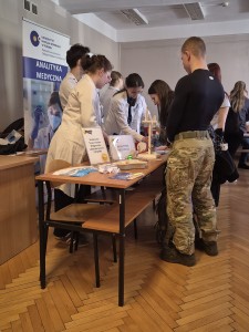 Drzwi Otwarte CM UMK_17.03.2026 r. _Wydział Farmaceutyczny. Kliknij, aby powiększyć zdjęcie.