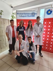 Drzwi Otwarte CM UMK_17.03.2026 r. _Wydział Farmaceutyczny. Kliknij, aby powiększyć zdjęcie.