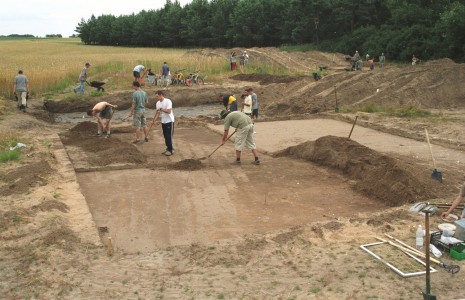 Click to zoom the picture.