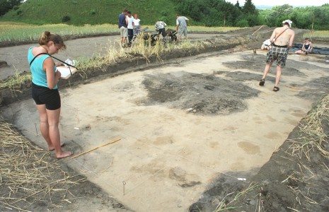 Click to zoom the picture.