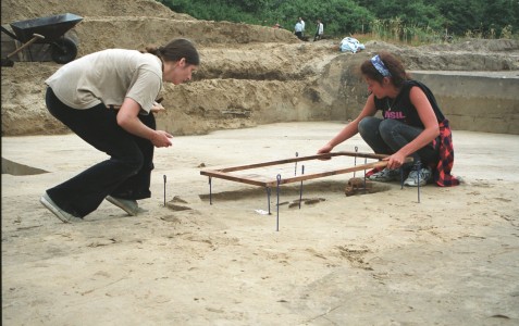 Click to zoom the picture.