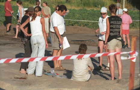 Click to zoom the picture.