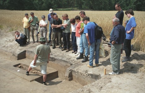 Click to zoom the picture.