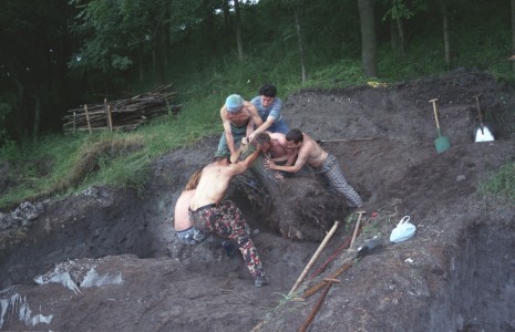 Click to zoom the picture.