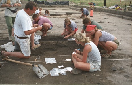 Click to zoom the picture.