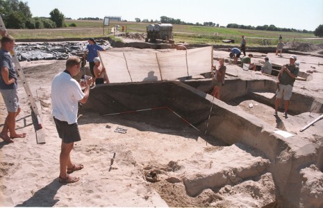 Click to zoom the picture.