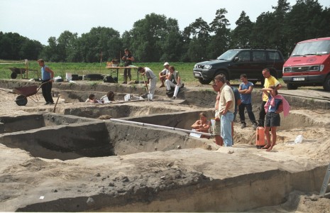 Click to zoom the picture.