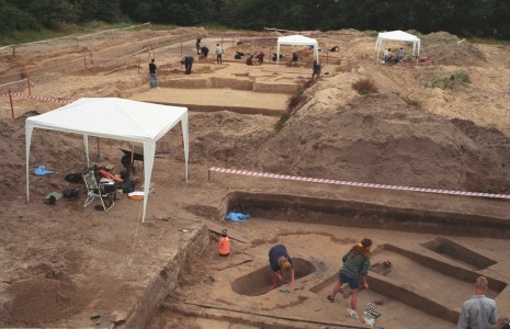 Click to zoom the picture.