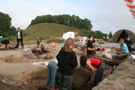 Click to zoom the picture.