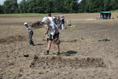 Click to zoom the picture.