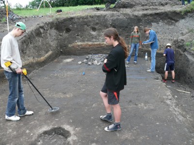 Click to zoom the picture.