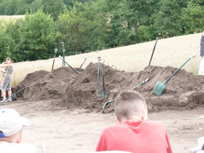 Click to zoom the picture.