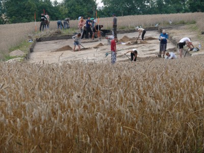 Click to zoom the picture.