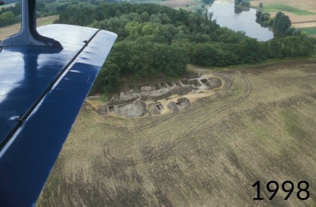 Click to zoom the picture.